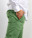 Grasgroene Chino Broek