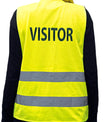 Fluogeel veiligheidsvest met opdruk ‘Visitor’, goed zichtbaar en ideaal voor bezoekers op werkterreinen of evenementen.