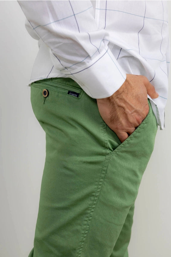 Grasgroene Chino Broek