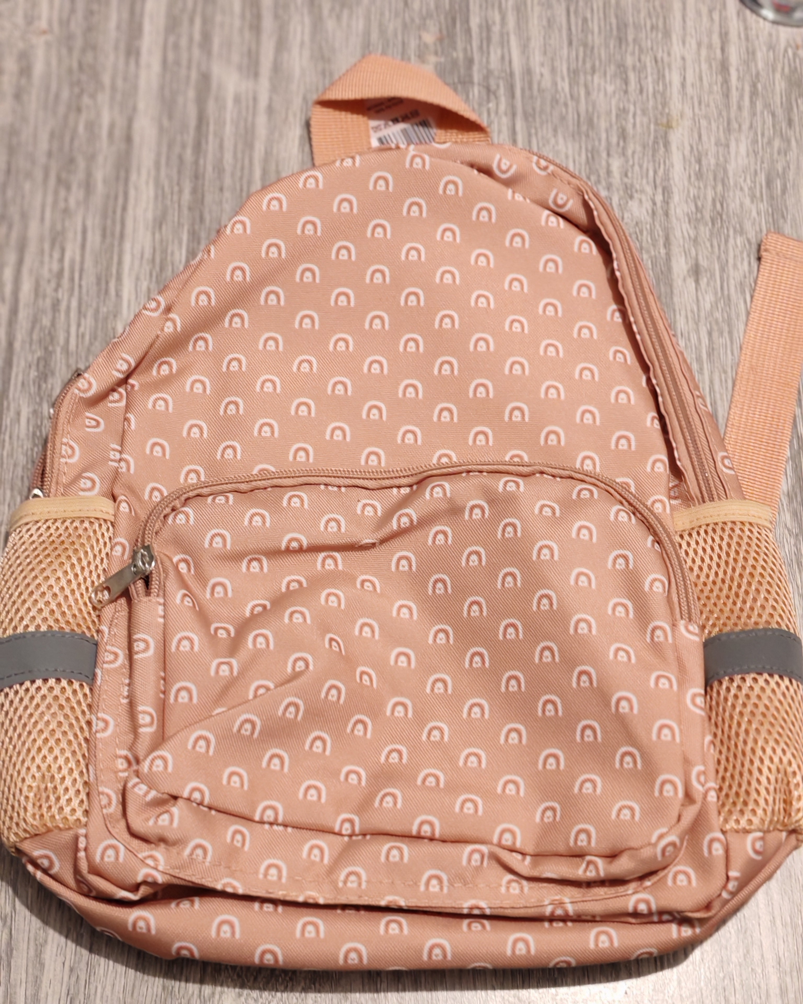 Zacht Roze Regenboog Rugzakje – Licht, stevig en klaar voor elke kleine avonturier